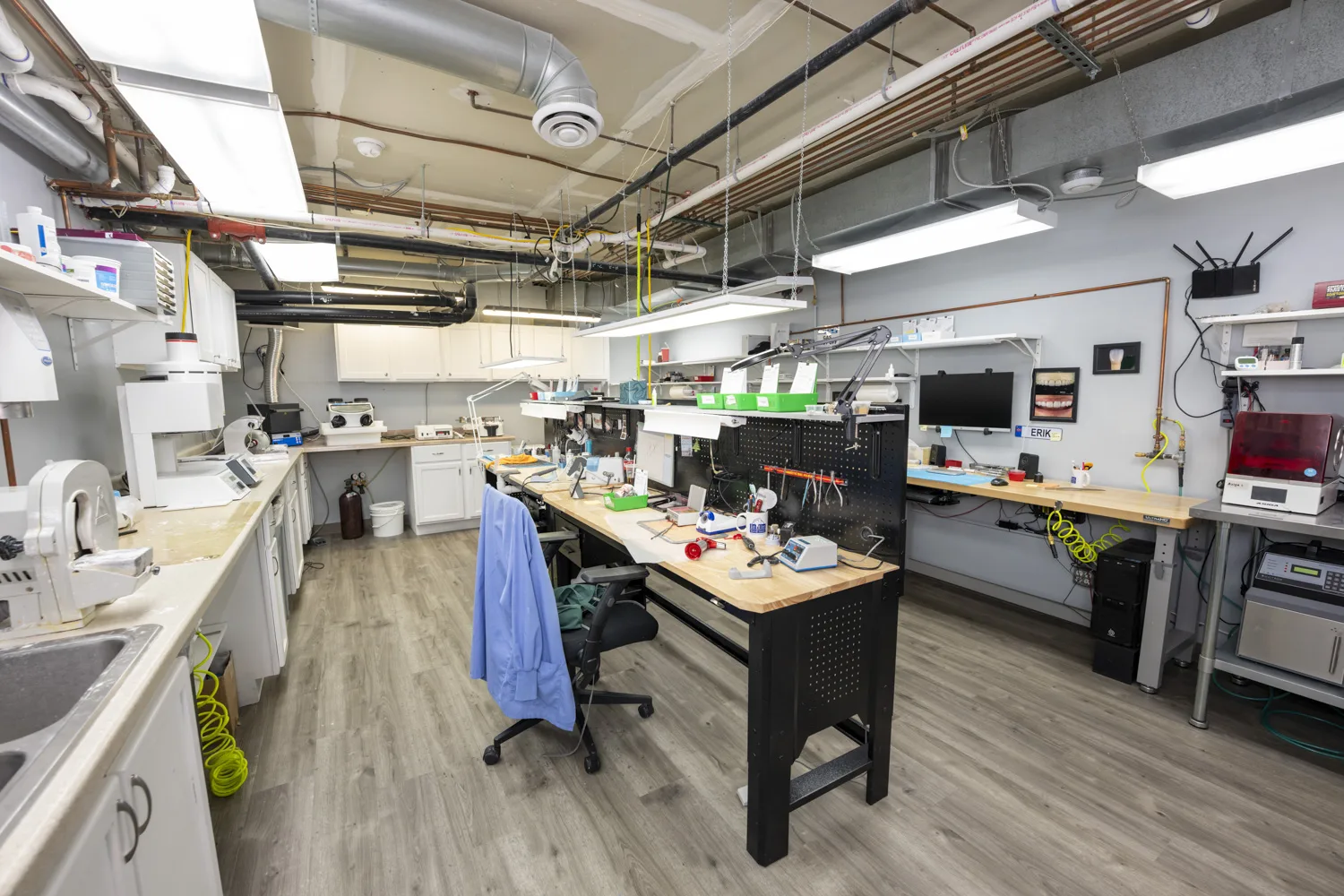 Advanced technology in the in-house dental lab