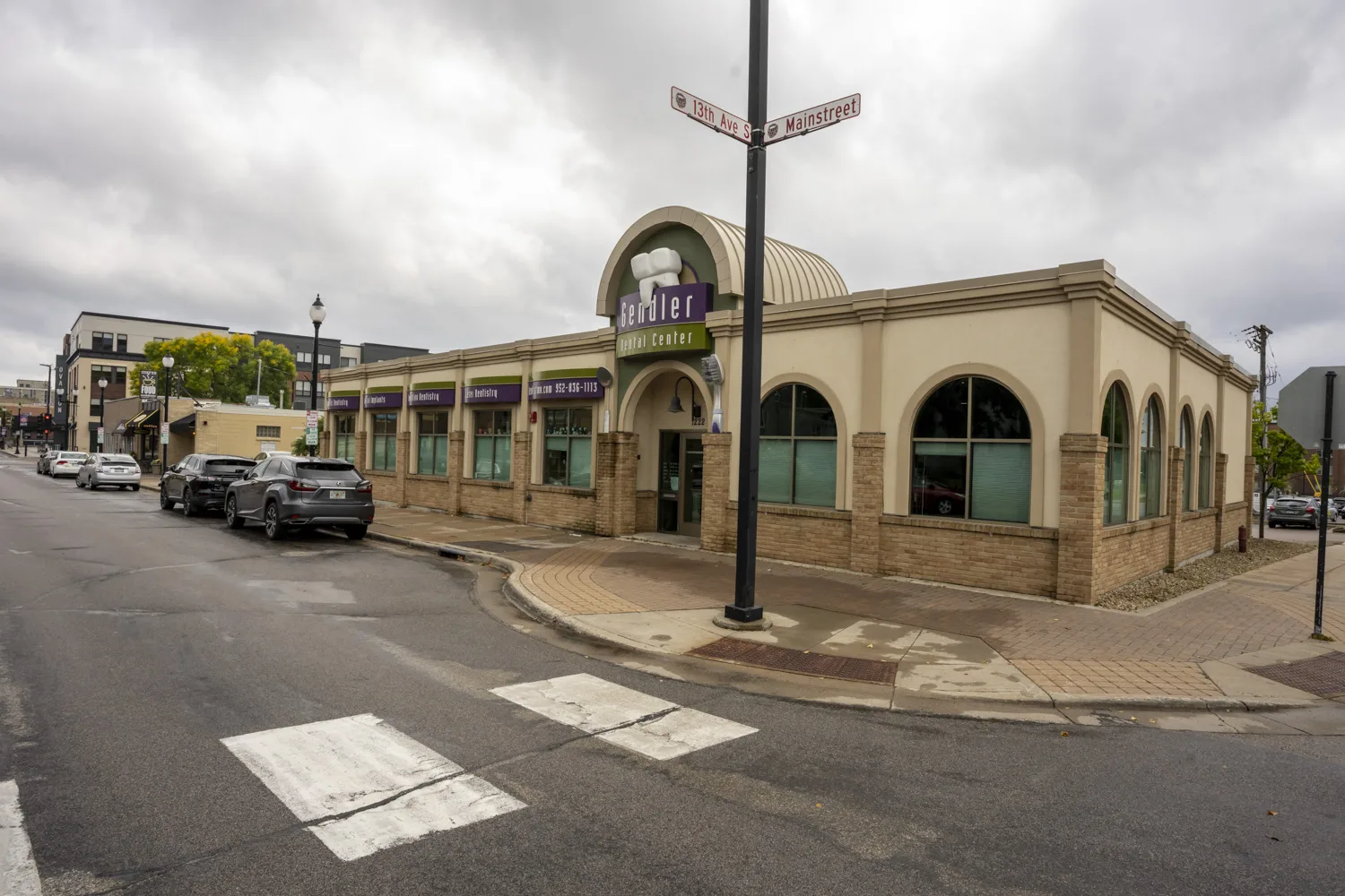 The Gendler Dental Center office in Hopkins, MN