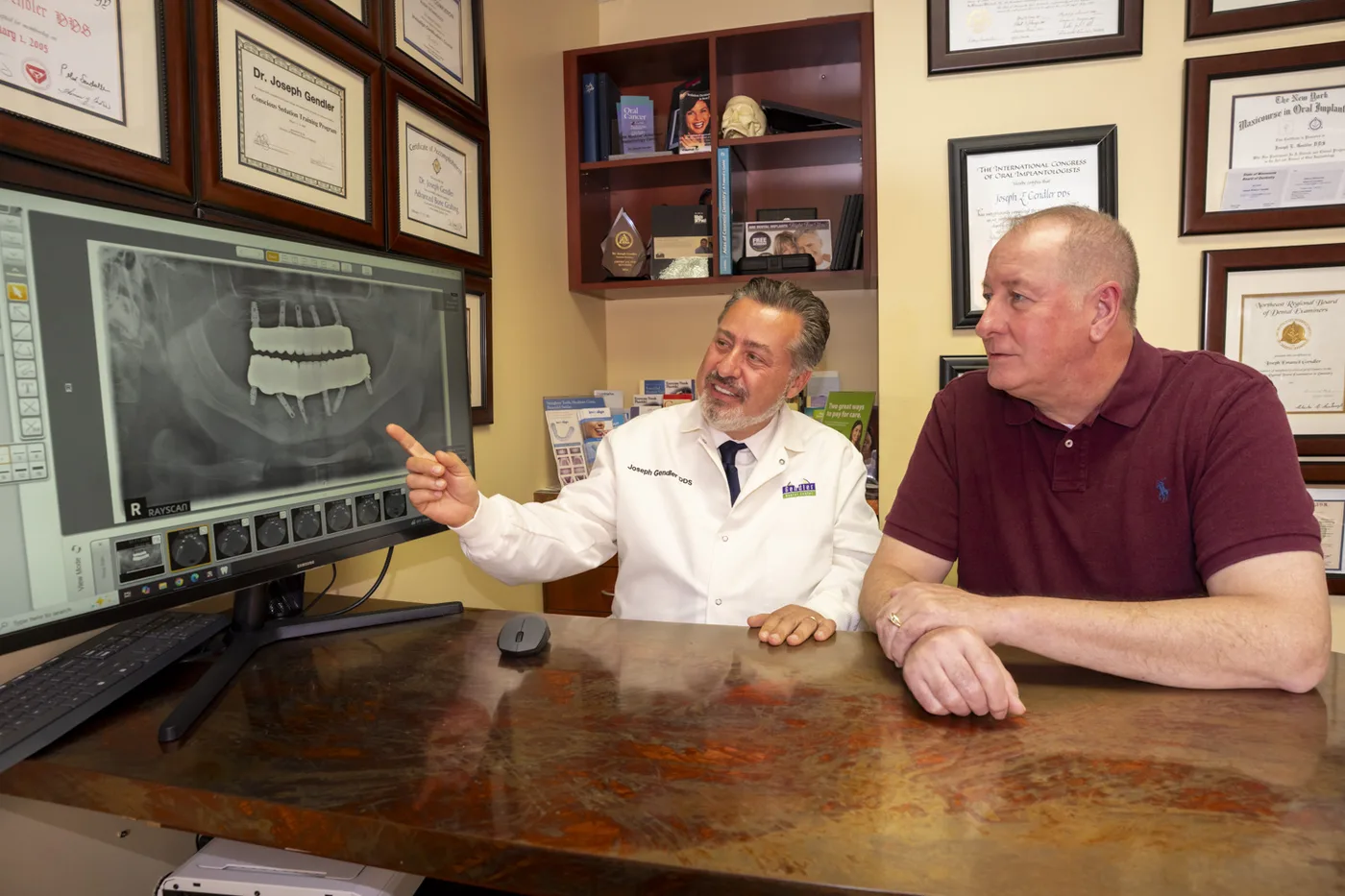 Custom dental implant treatment planning at Gendler Dental Center.