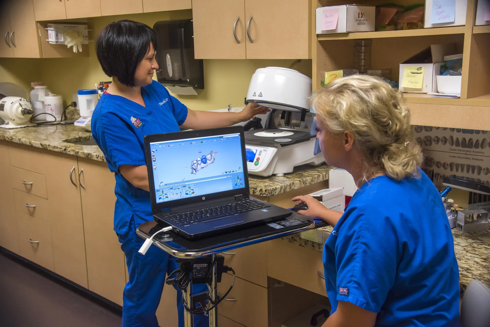 Dental lab technology at Gendler Dental Center